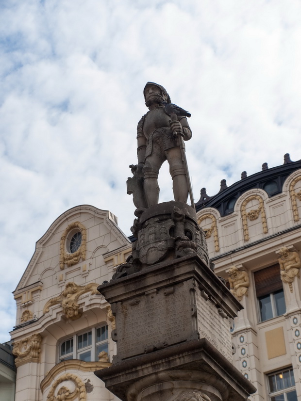 Bratislava, Roland Fountain width=