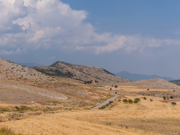 Road over Vegoritida lake