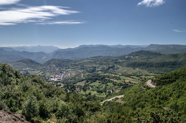 Road over Makljen mountain