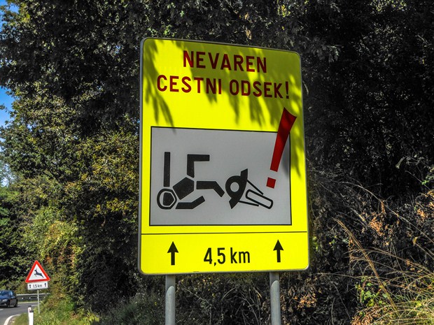 Sign in Slovenia