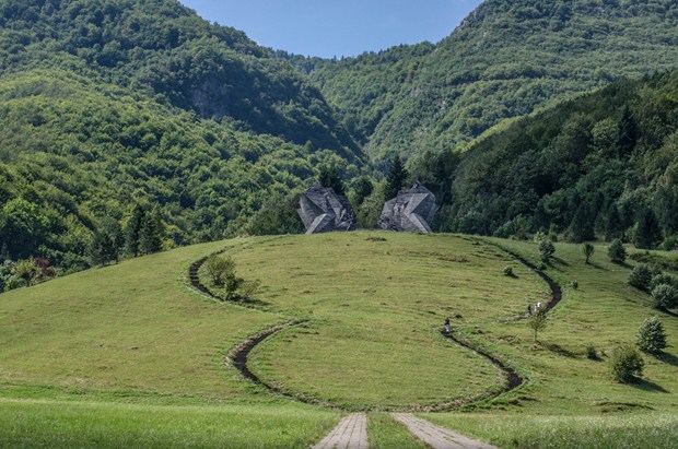 Sutjeska monument