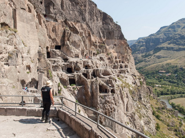 Vardzia