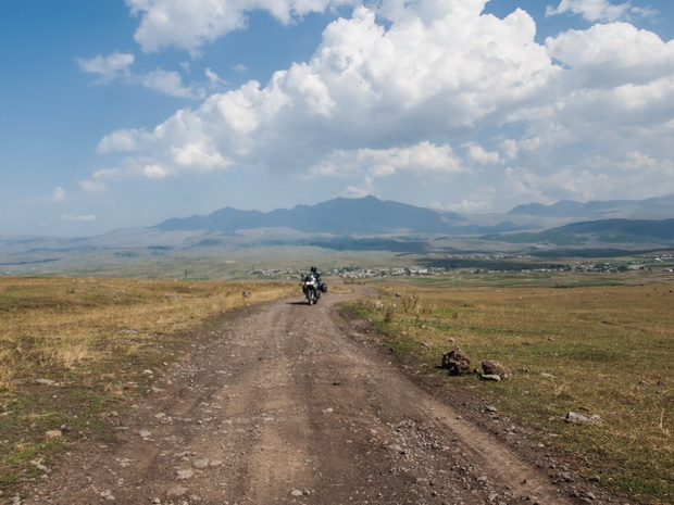 Tskhratskaro pass