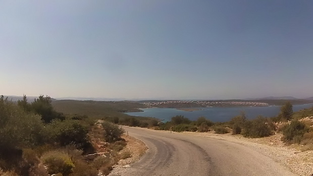 Road north of Cesme