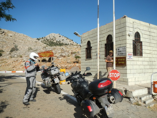 Road to Nemrut Dagi