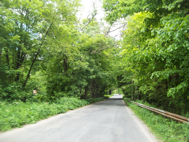 Road north of Koprivshtitsa