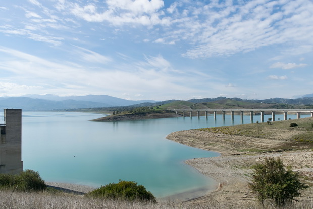 Monte Cotugno lake