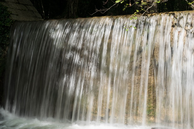 Peschiera waterfalls