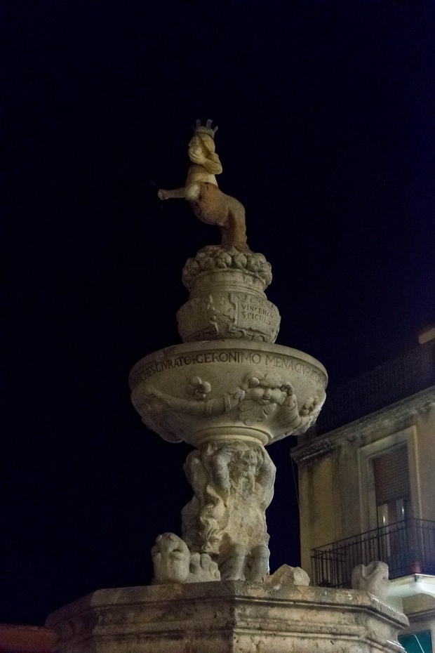 Taormina, Duomo fountain