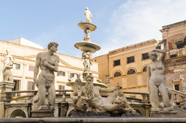 Palermo, Piazza Pretoria