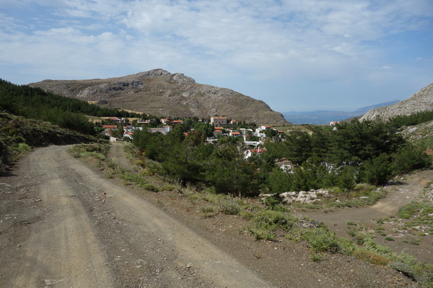 Road from Maridaki to Ethia