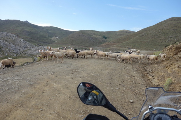 Road from Ethia to Kapetaniana