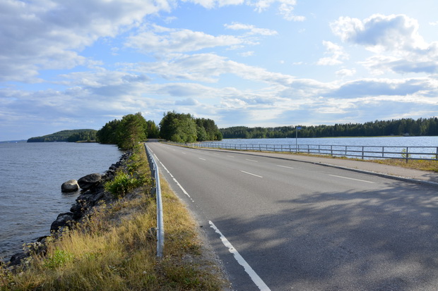 Pulkkilantie road, Finland