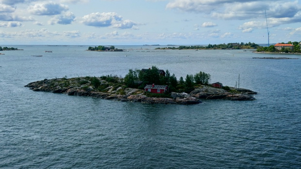 Helsinki-Tallinn, Helsinki port