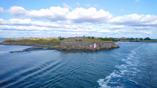 Helsinki-Tallinn, Helsinki port