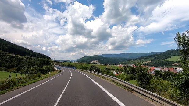 E77, Slovakia