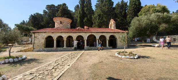 Manastiri I Zvërnecit, Albania