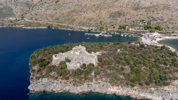 Porto Palermo, Albania