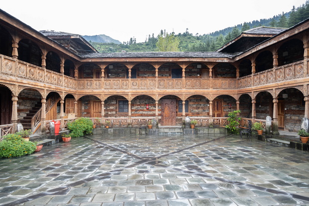 Naggar Castle