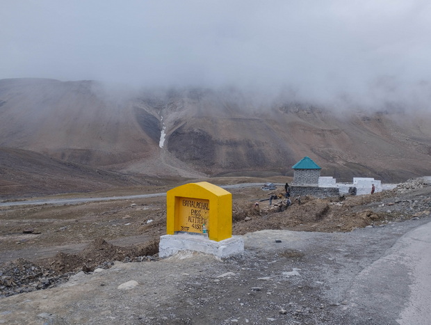 Baralacha Pass