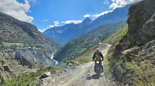 Road over Bhag river