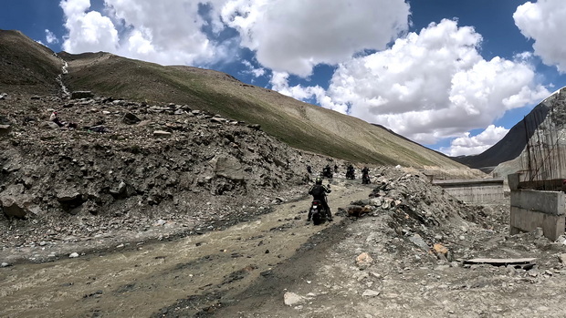 Road to Shingo La pass