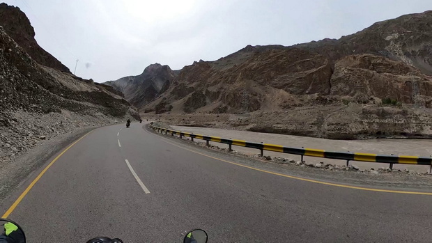Road beside Indus river