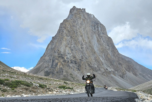 Χύμα-Λάιανς: A Himalayan Adventure